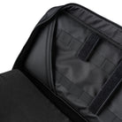 DÖRR ProTac Doppel-Gewehrtasche schwarz, Detailansicht der gepolsterten Innenabteile mit Trennwand, Schutzecke und Fixiergurten für zwei Gewehre