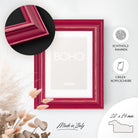 DÖRR Holz-Bilderrahmen Boho in Beere im Vintage-Stil, an der Wand aufgehängt, mit Detailansicht der strukturierten Leiste