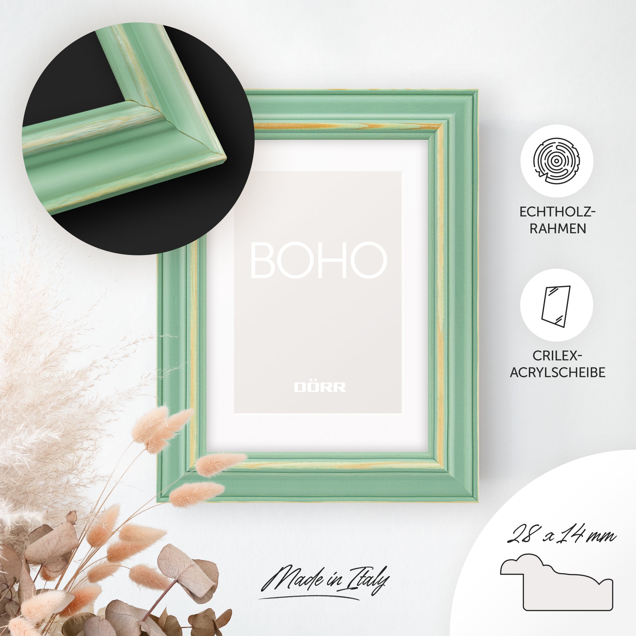 DÖRR Holz-Bilderrahmen Boho in Hellgrün im Vintage-Stil, an der Wand aufgehängt, mit Detailansicht der strukturierten Leiste