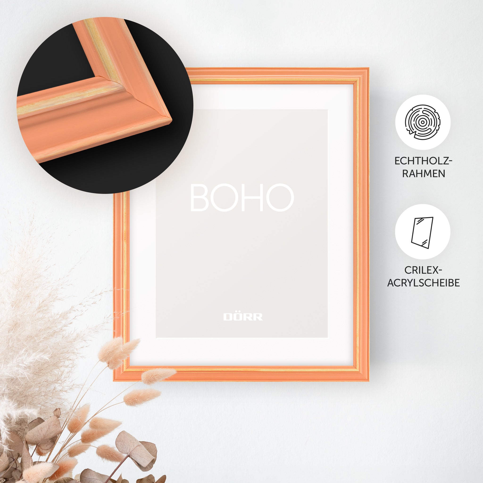 DÖRR Holz-Bilderrahmen Boho in Peach im Vintage-Stil, an der Wand aufgehängt, mit Detailansicht der strukturierten Leiste